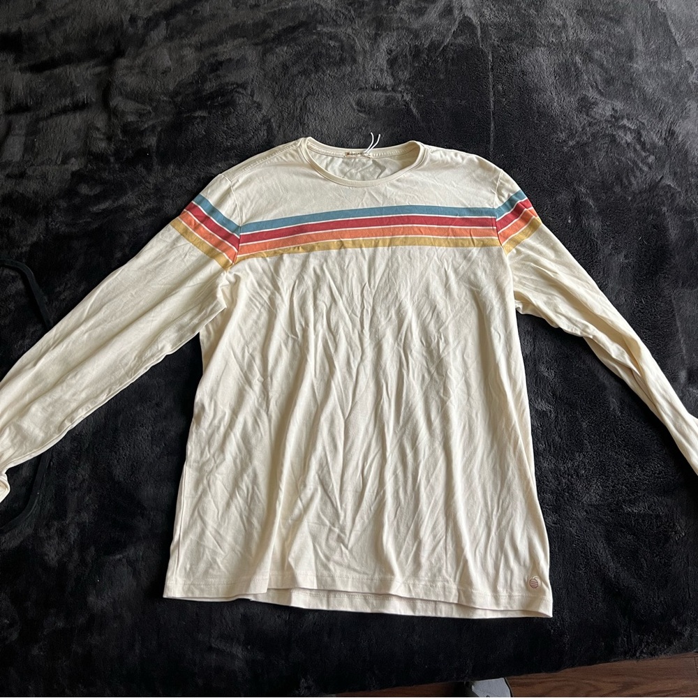 A long sleeve and short sleeve set- VERY soft marine layer t shirts
